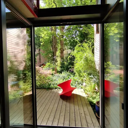 Romantic And Atypical Apartments In Prague'S Montmartre Exterior photo